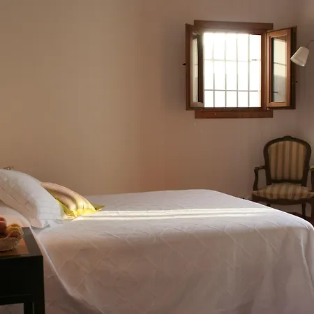 ホテル Cortijo Malenos The Originals Relais 3*